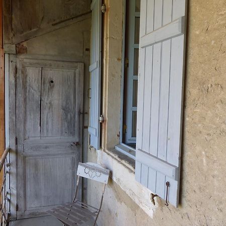 Maison Arriu Bed & Breakfast Montaut  Exterior photo