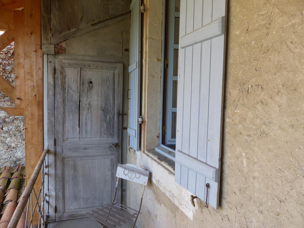 Maison Arriu Bed & Breakfast Montaut  Exterior photo